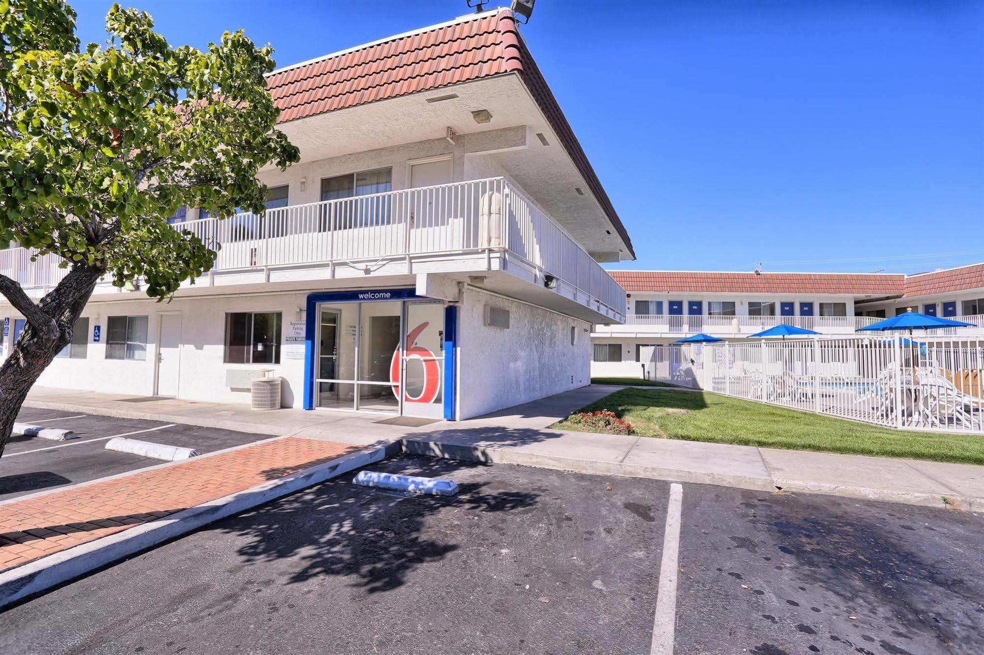 Motel 6-Pittsburg, Ca Bagian luar foto